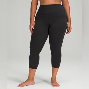 Lulu Lemon | Cropped Align Leggings, size 4